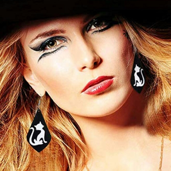 E-20 NEW HALLOWEEN EARRINGS - Picture 2 of 6